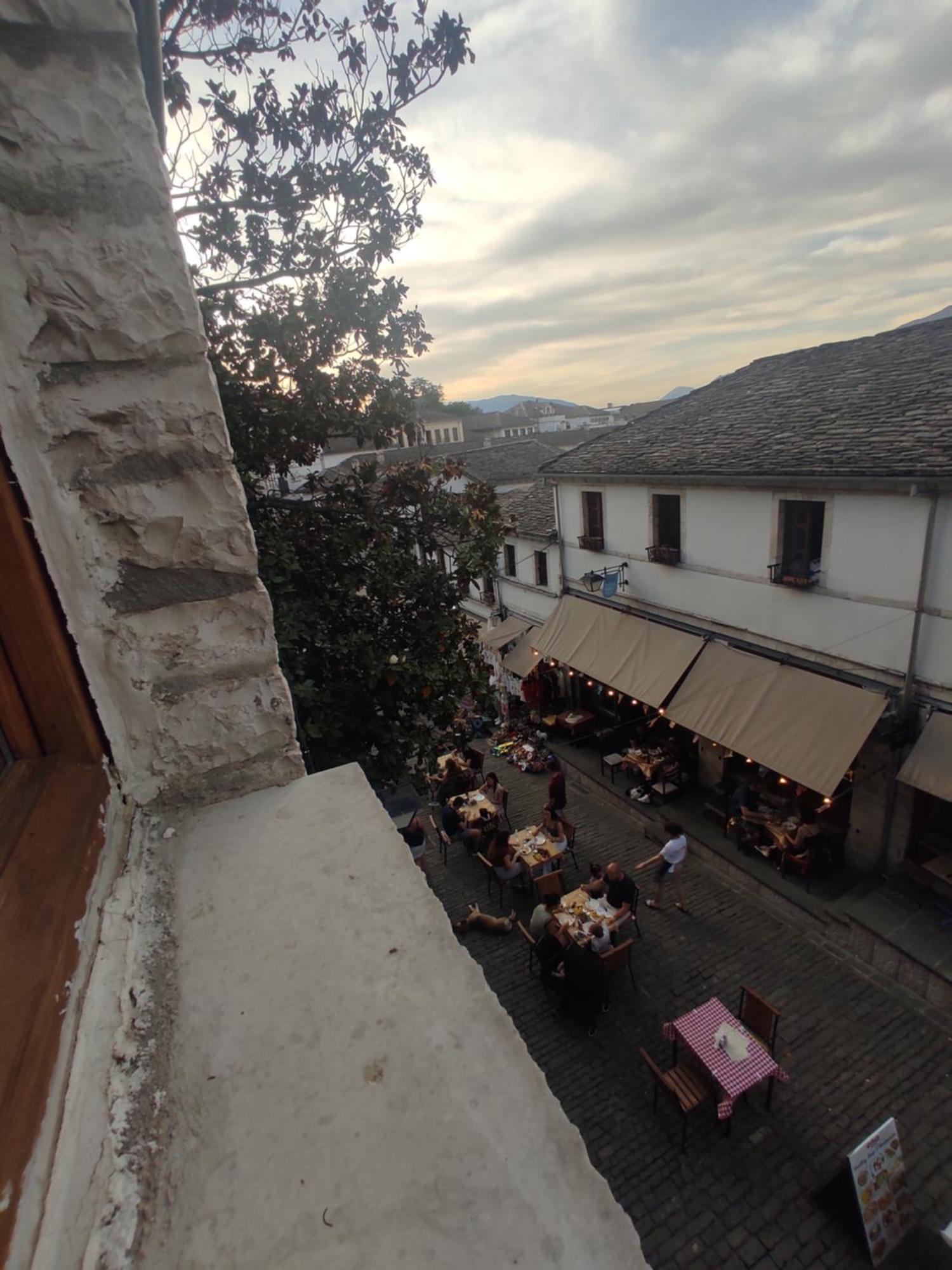 Xheison Apartment Gjirokastër المظهر الخارجي الصورة